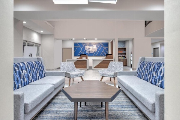 Holiday Inn Express Hotel & Suites Dallas West image 28